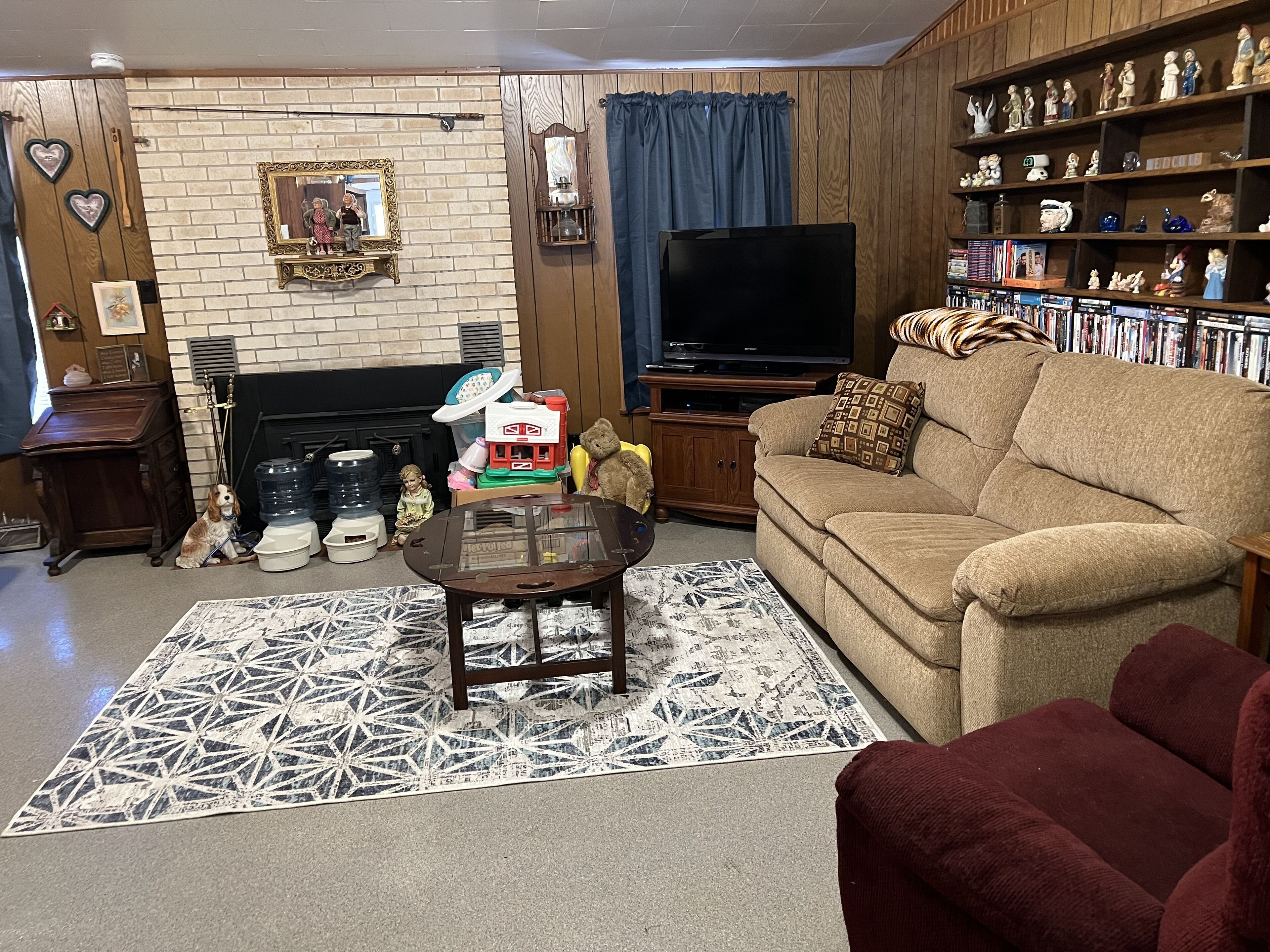 Grand Lake front 3 bedroom 2 bath home close to Grove