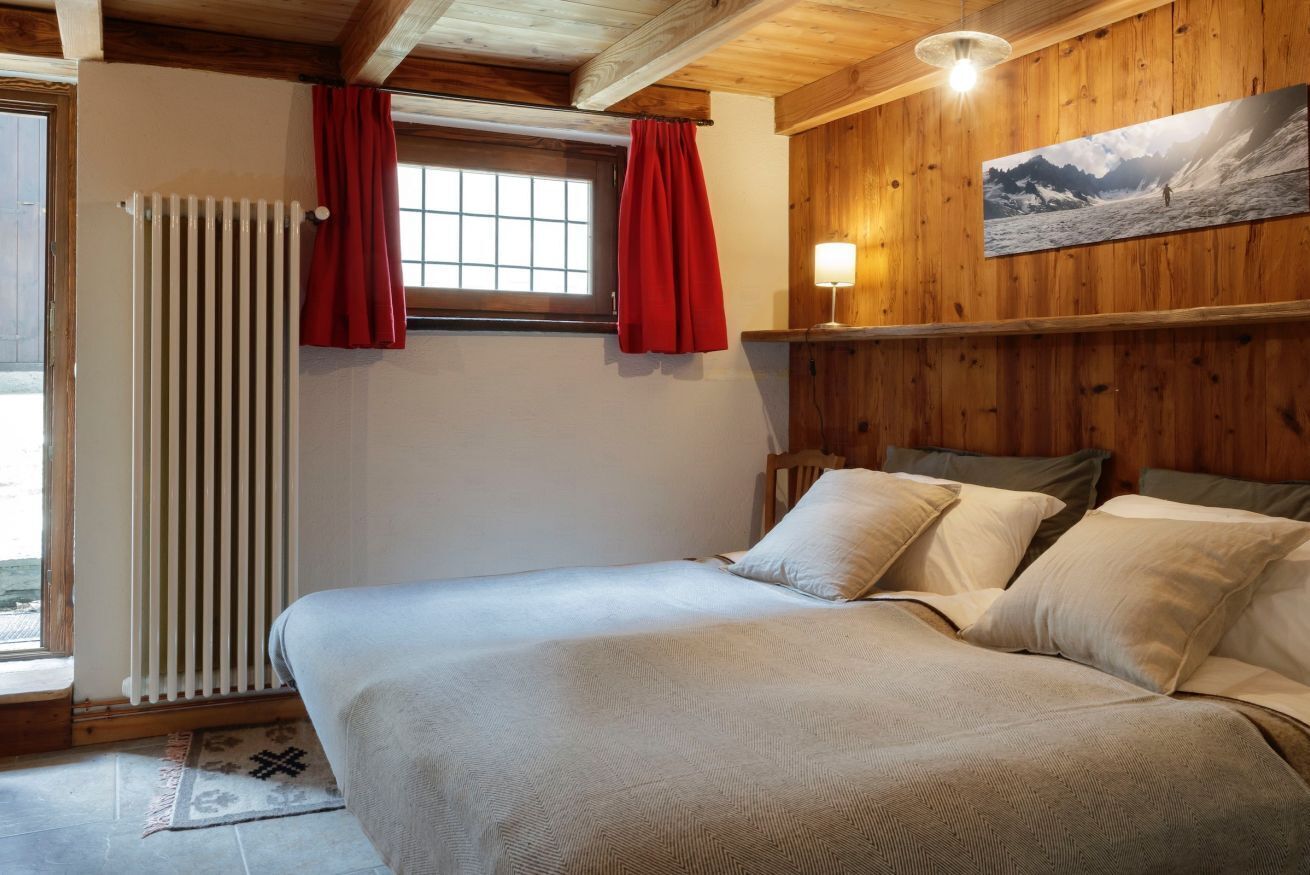 4 chambres, fer et planche à repasser, Wi-Fi, draps fournis