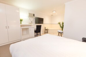 Desk, free WiFi - Mildura City Gate Motel (Mildura)