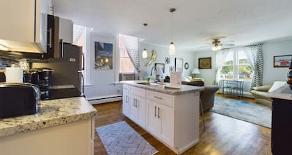 SSVR2-Spacious, Downtown Munising Apartment