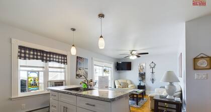 SSVR3-Cute 2nd Floor Apartment in Munising with a Balcony and Grill