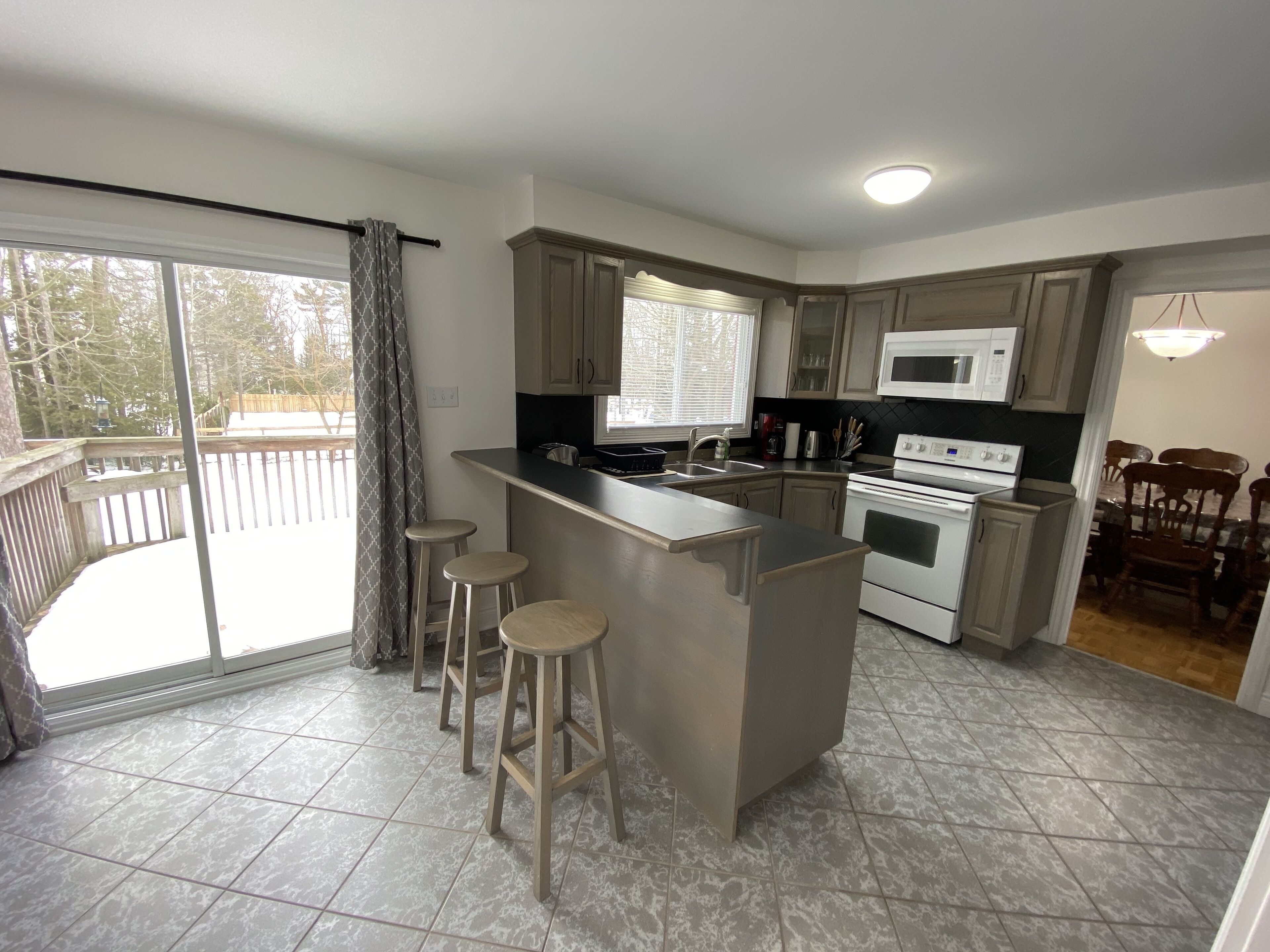 Tiny Beach Cottage 2