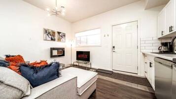 TV connectée, cheminée