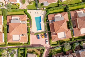 Exterior - All have their own entrance and are located in four-family villas.Elegantly furnished, they have a small garden with furnished covered veranda or furnished covered terrace.Composed of living room with kitchenette and sofa, bedroom with double bed, room w (Monte Petrosu)
