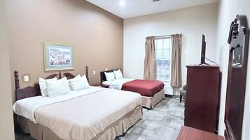 Family Suites, 1 King Bed & 1 Double Bed, No Smoking