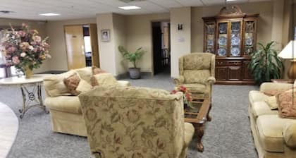Collins Inn & Suites