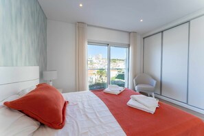 2 soverom, strykejern/-brett, wi-fi og sengetøy