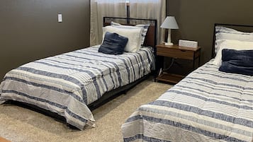 2 bedrooms, free WiFi, bed sheets, wheelchair access