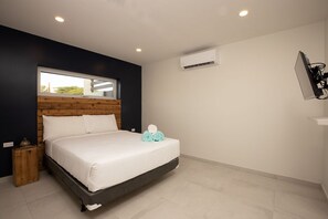 1 slaapkamer, een strijkplank/strijkijzer, wifi, beddengoed