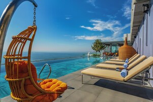 Outdoor pool, pool loungers