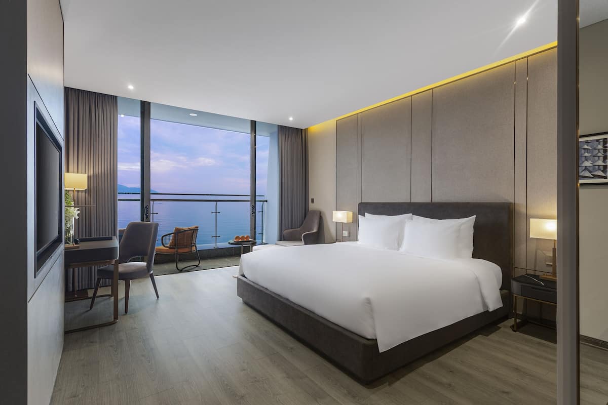 1 dormitorio, minibar, caja fuerte y cortinas opacas