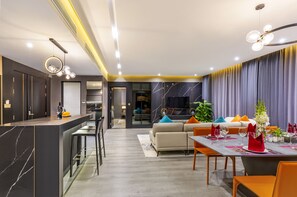 Penthouse (Le Sands) | Vardagsrum | 42-tums LCD-tv med kabelkanaler och tv