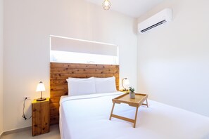 1 slaapkamer, een strijkplank/strijkijzer, wifi, beddengoed