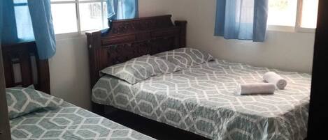 3 chambres, Wi-Fi gratuit, draps fournis