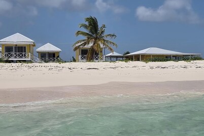 1 Bed Cottage Sleeps 2 - Pet Friendly - Ocean View