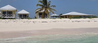1 Bed Cottage Sleeps 2 - Pet Friendly - Ocean View