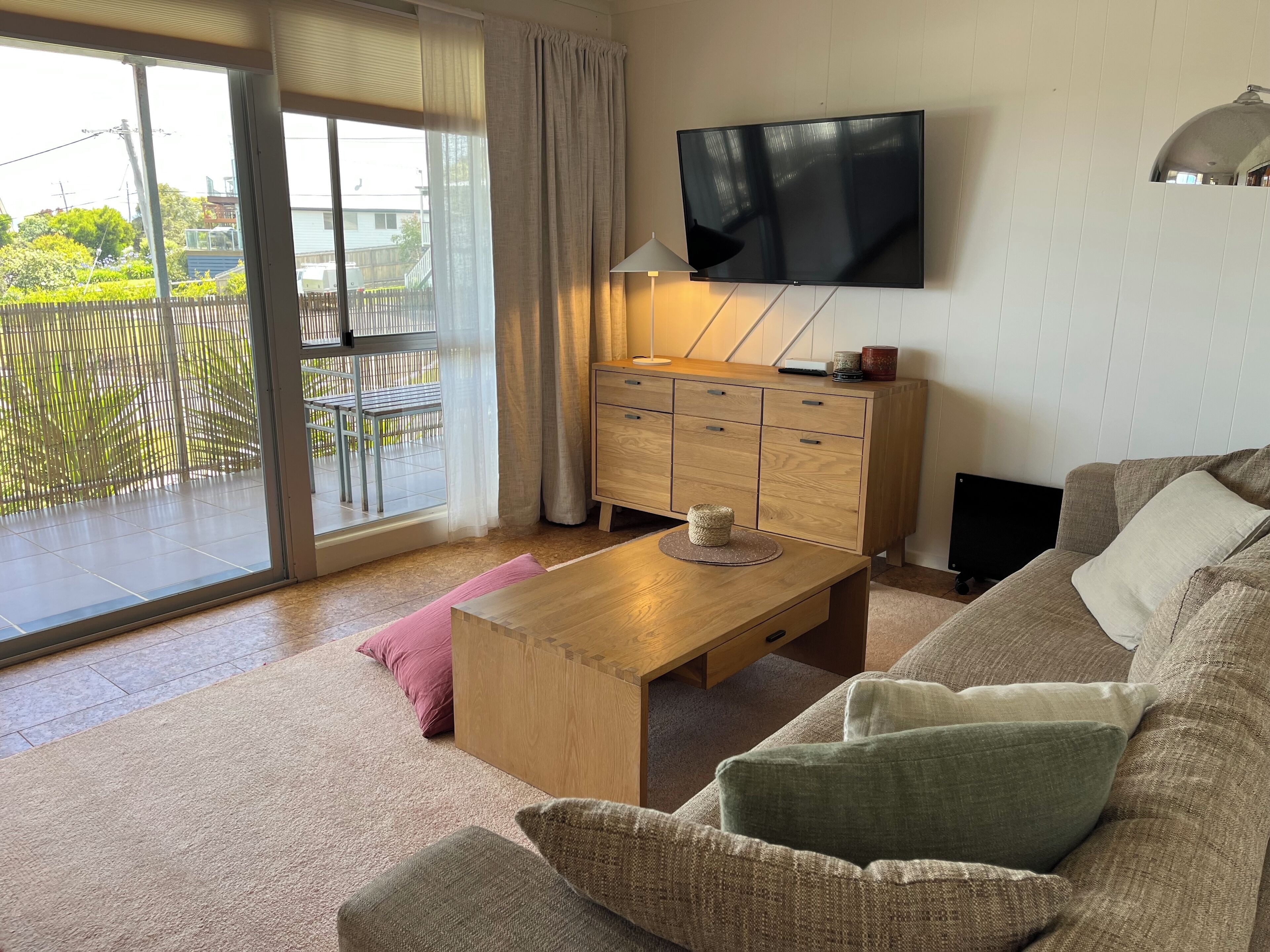 Smart TV, DVD player, books, video library