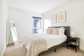 2 soverom, strykejern/-brett, wi-fi og sengetøy