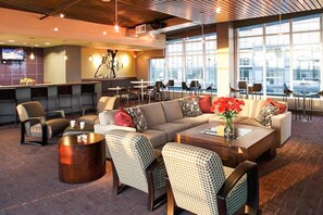 Interior - Ideal Bellevue 2BR w/ Great Views & Gym, close to shopping, by Blueground (Seattle)