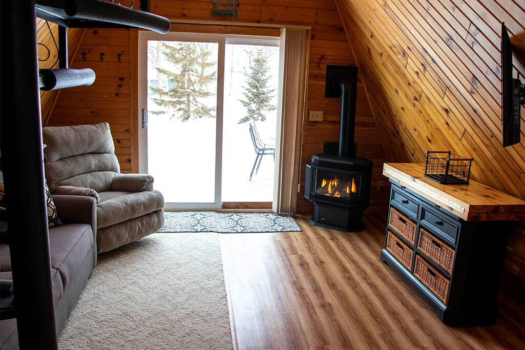 A-frame, Private Lake Lot + Dock, Kayaks, Golf Cart & Aqua Lily Pad