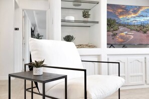 Interior - Joshua Tree Manor I By Hotel Home Stays (Paradise Valley)