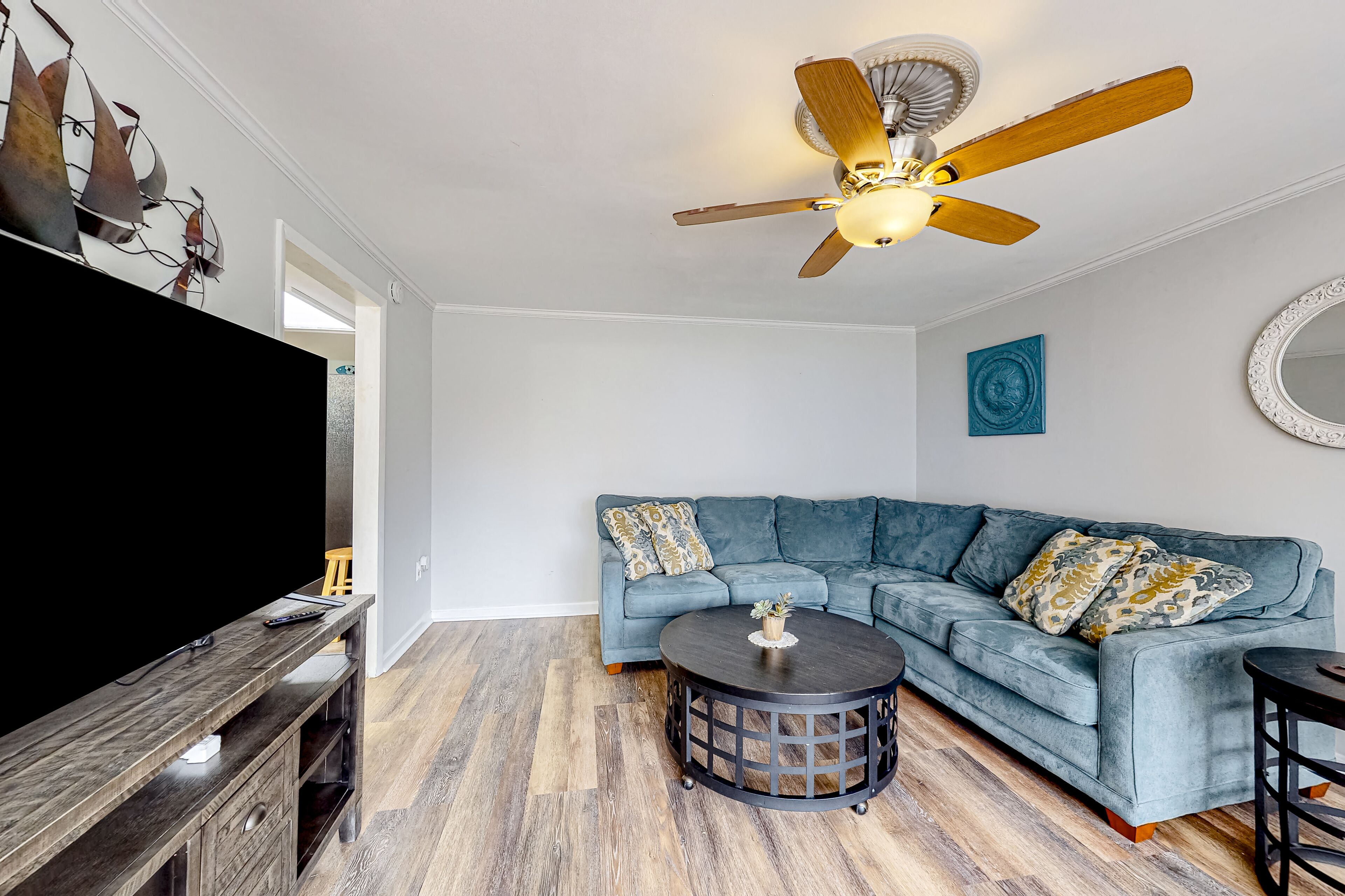 Spacious home with three living areas, WiFi, patio, on-site golf, & five pools