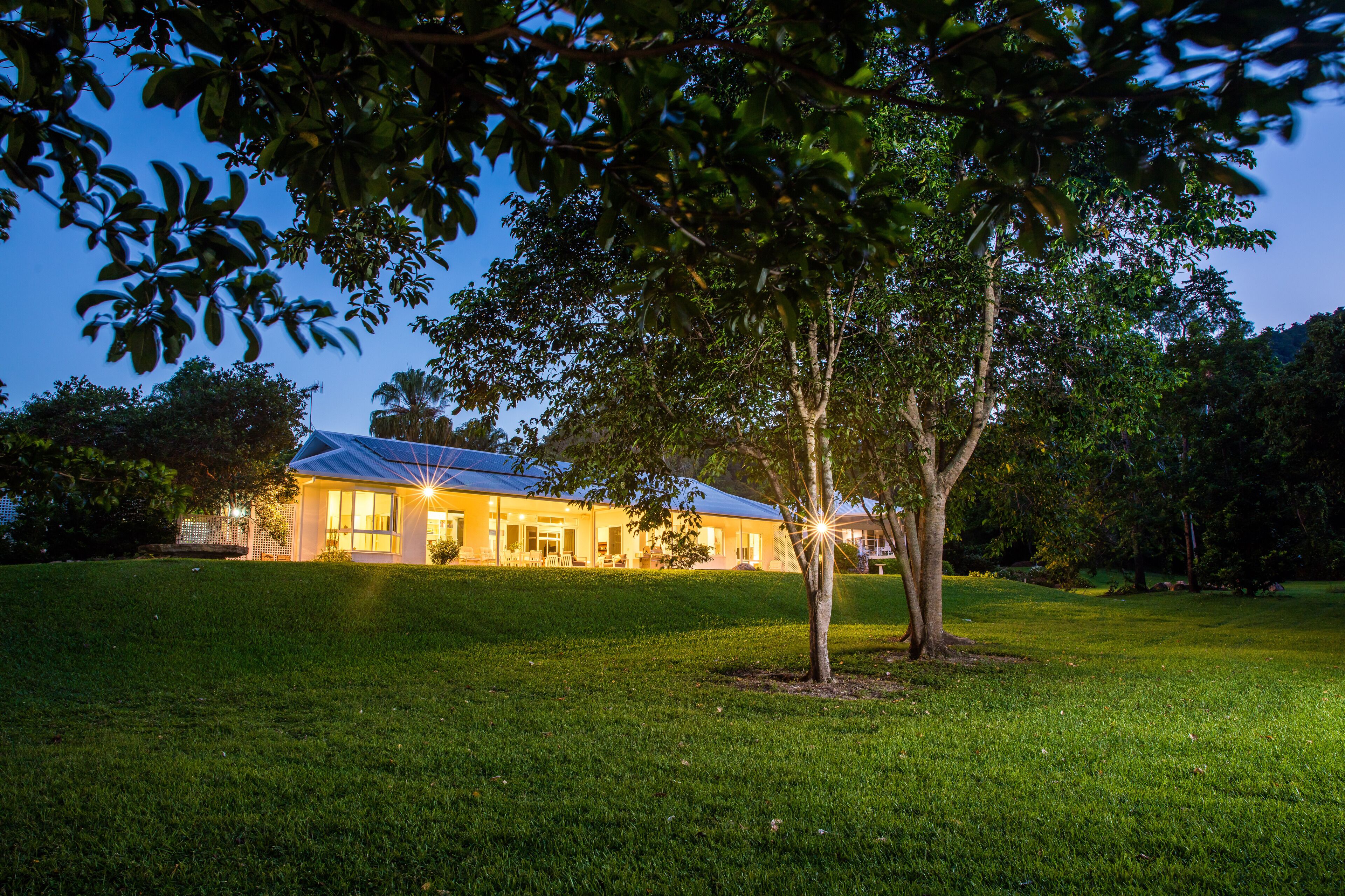 Luxury Home in Nature surrounded by Wallabies — image 24