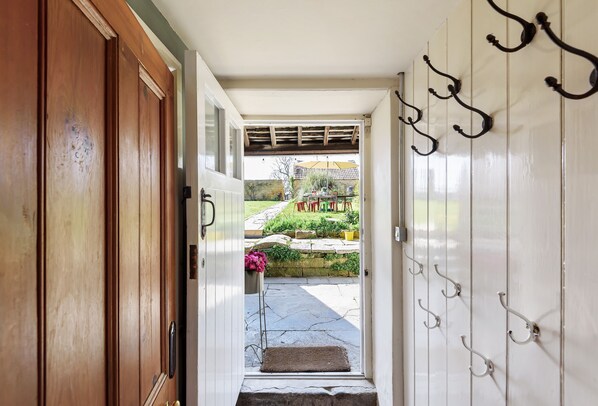 Interior - Lower Farm - is situated in the small village of Over Compton (Sherborne)