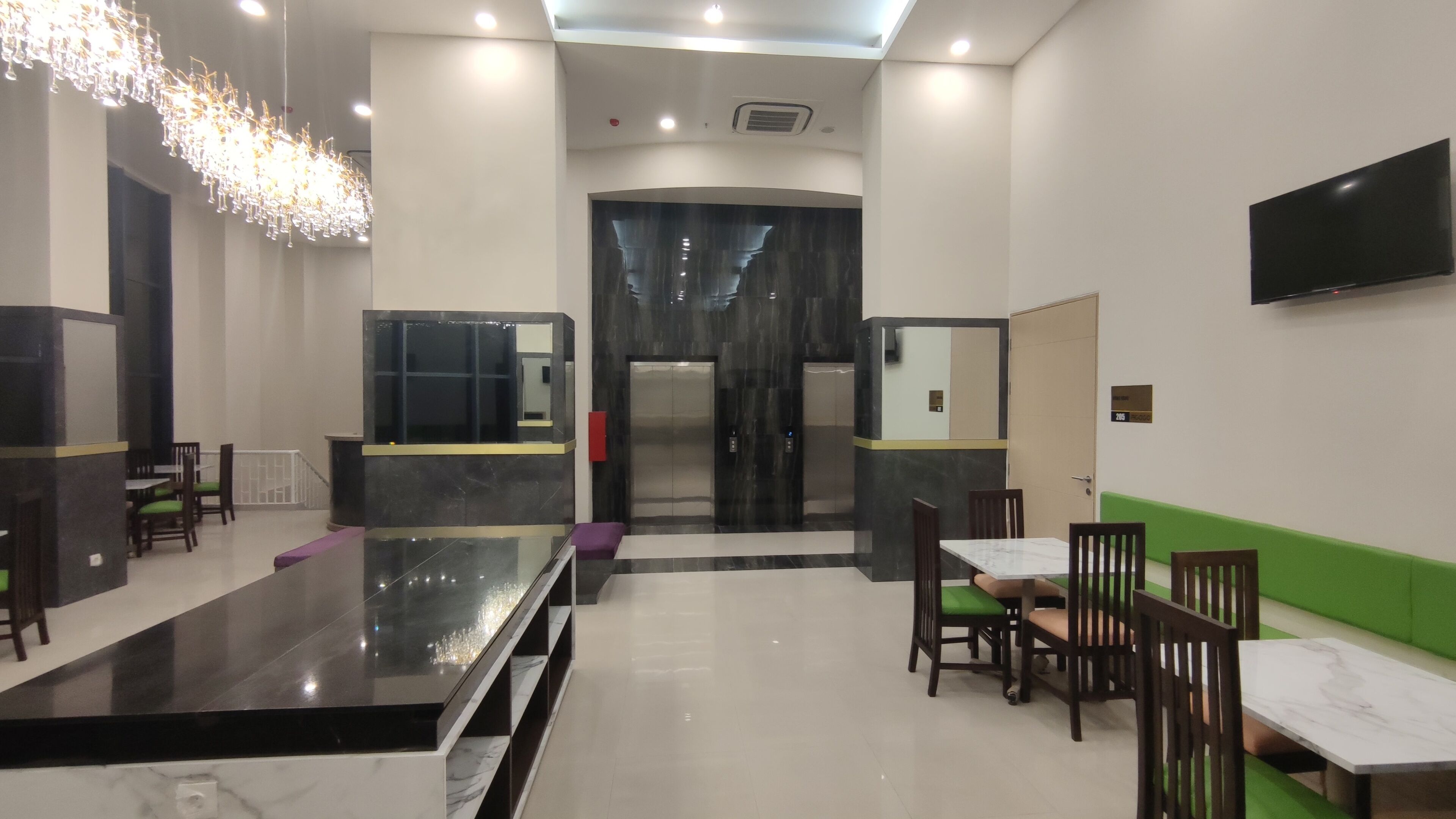 Daily local cuisine breakfast (IDR 50000 per person)