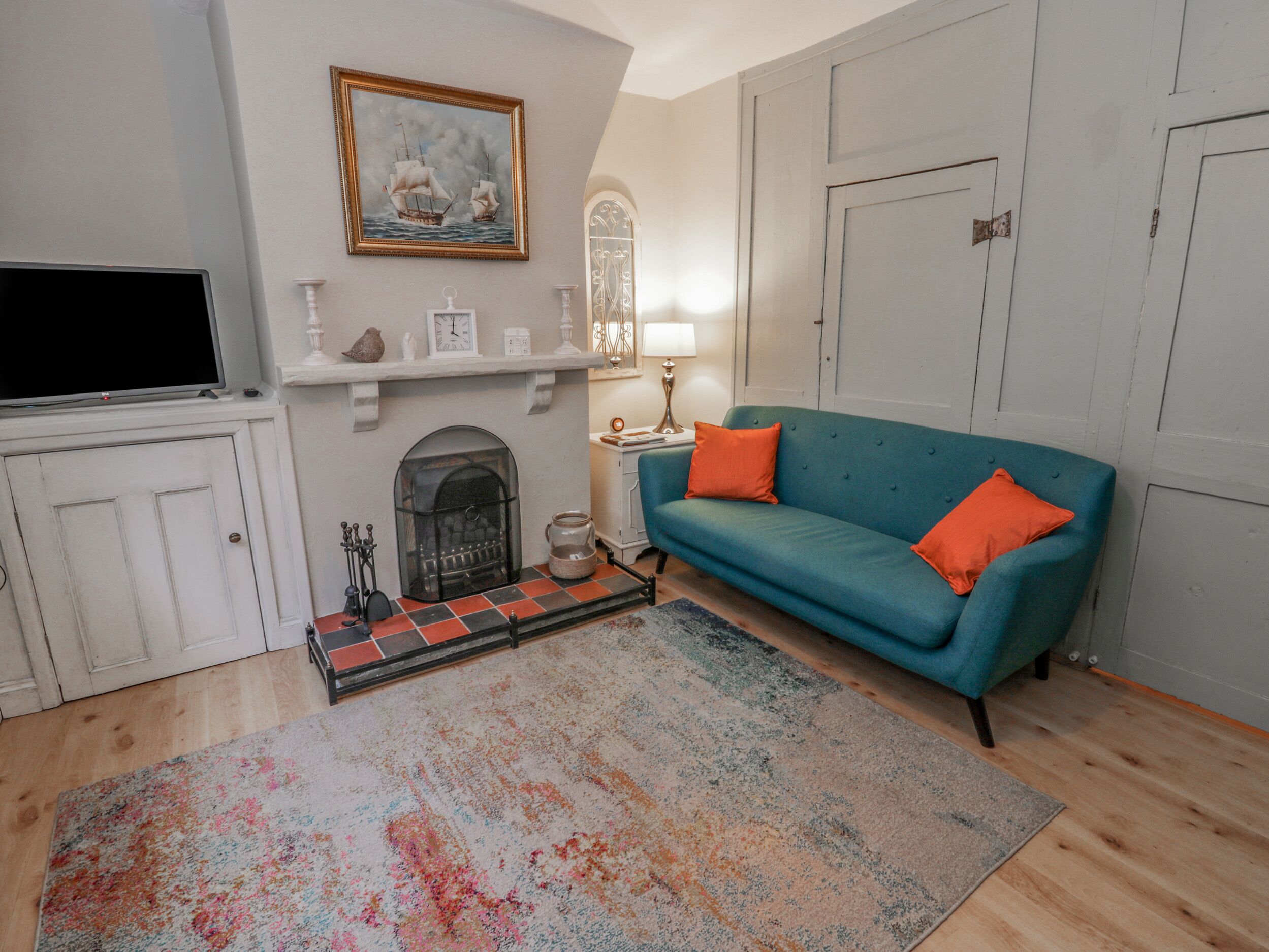 BUT `N' BEN, family friendly, character holiday cottage in Whitby