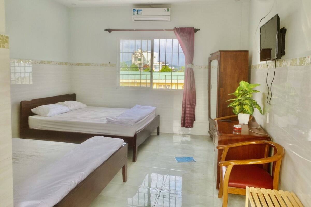 Phòng 4 cơ bản | Truy cập Internet không dây, bộ trải giường 