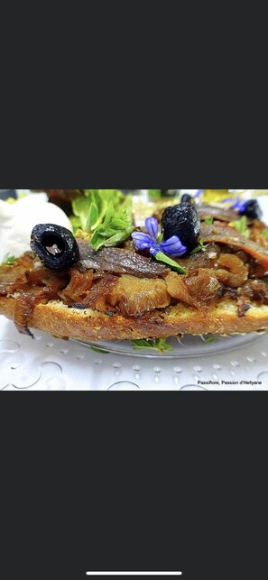 Food and drink - Continuation of "Sources of the Loire (Usclades-et-Rieutord)