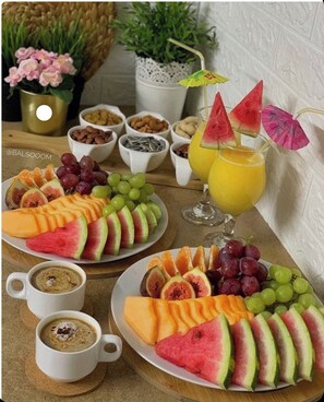 Breakfast meal - Continuation of "Sources of the Loire (Usclades-et-Rieutord)