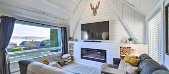 Puget Sound Cabin with Hot Tub and Water Views!