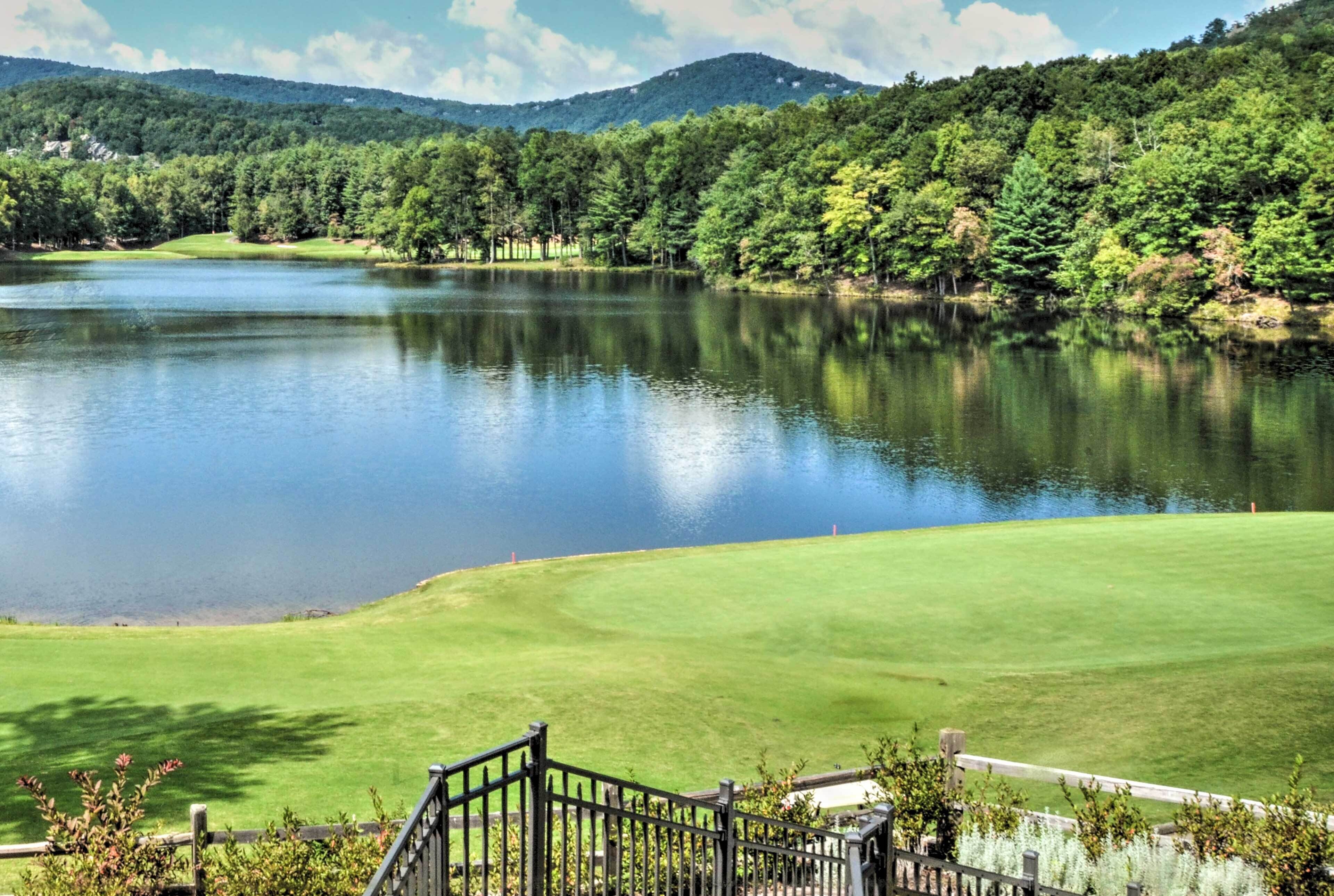 Big Canoe Cabin w/ Mountain View, Hiking & Lake!