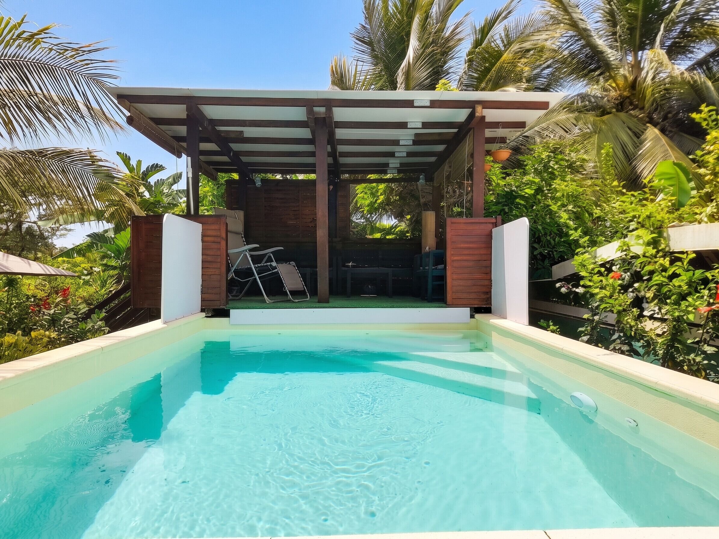 Vue sur piscine