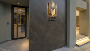 施設の正面