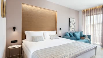 Premium Room | Premium bedding, down comforters, pillowtop beds, in-room safe