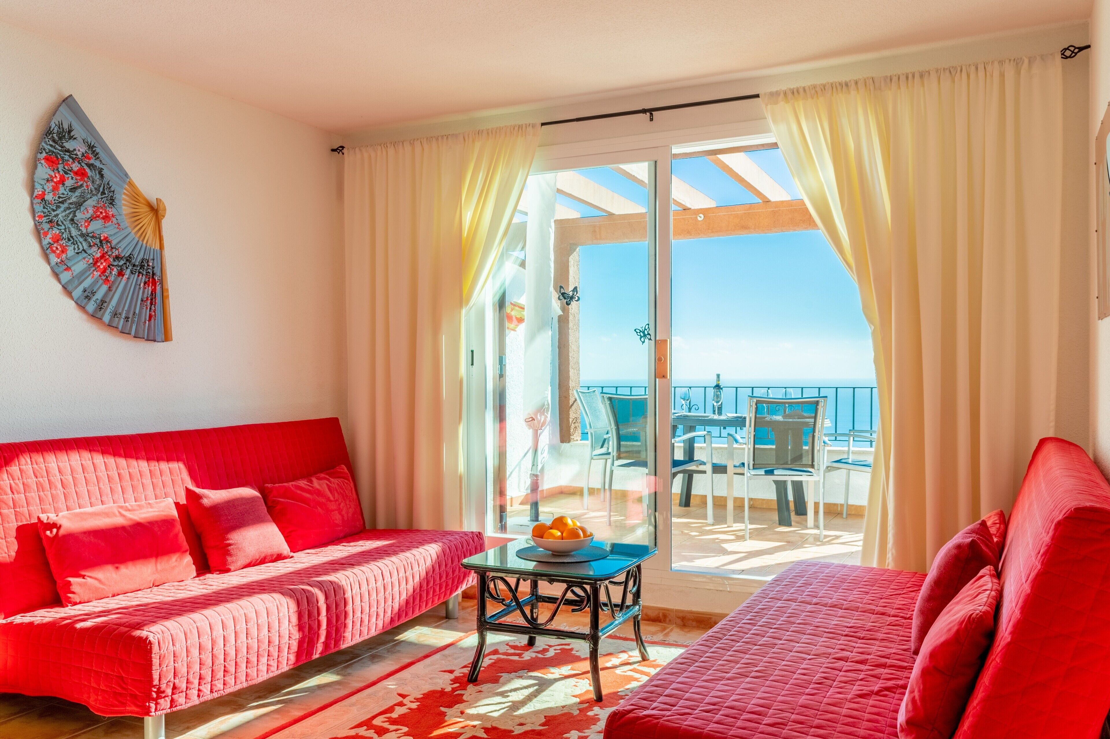 Televisor, videojocs, reproductor de DVD i estèreo 