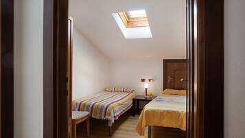 3 sovrum, strykjärn/strykbräda, gratis wi-fi och sängkläder