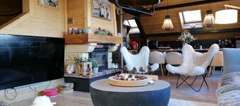 Spacious chalet for 10 people, near cable car in Pra Loup