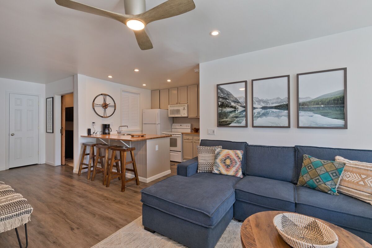 Modern Contemporary Condo with Mountain Views