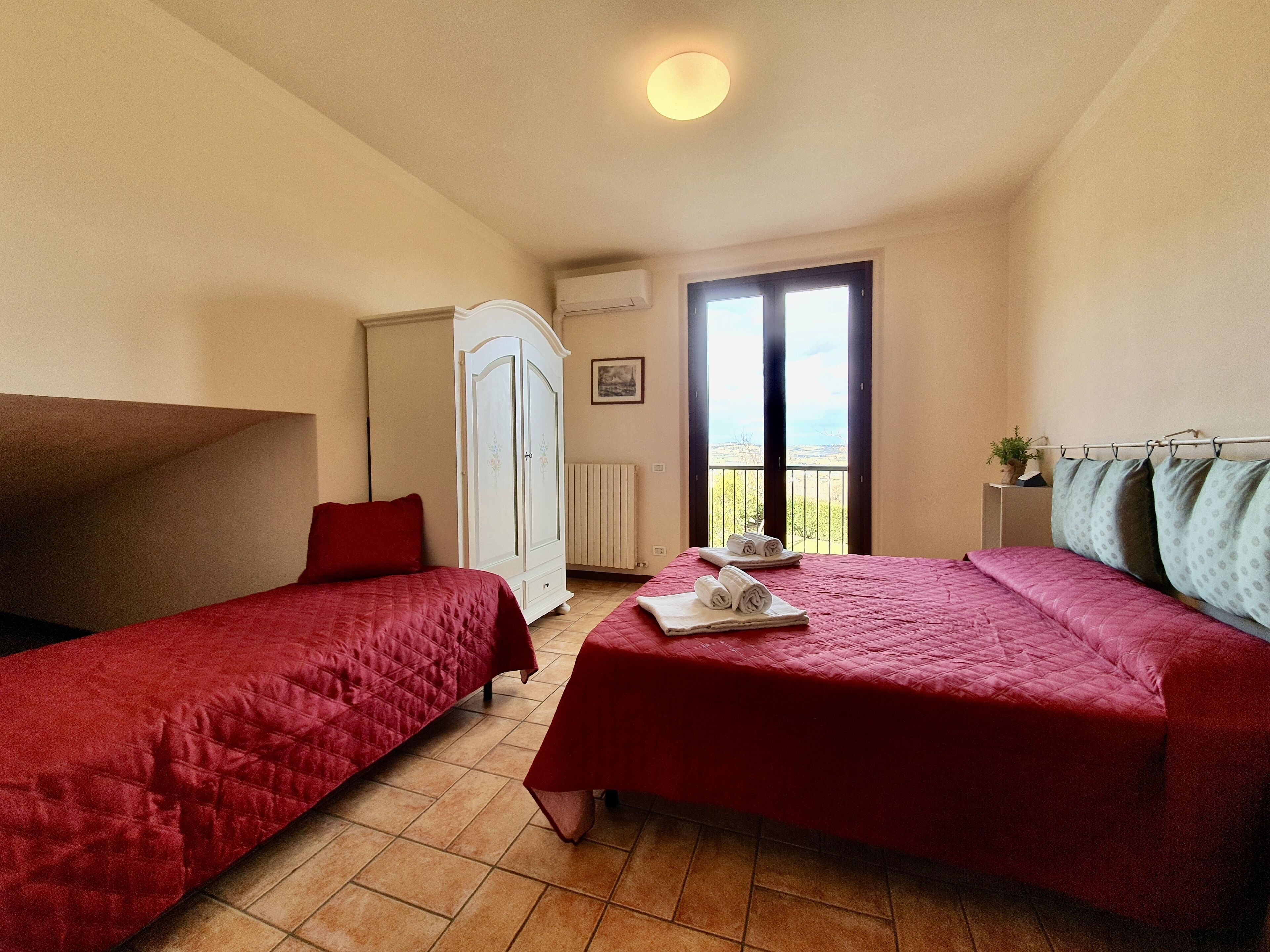 Villa Belvedere Fortuna, swimming pool, 4 bedrooms, for 16 people, with sea view 