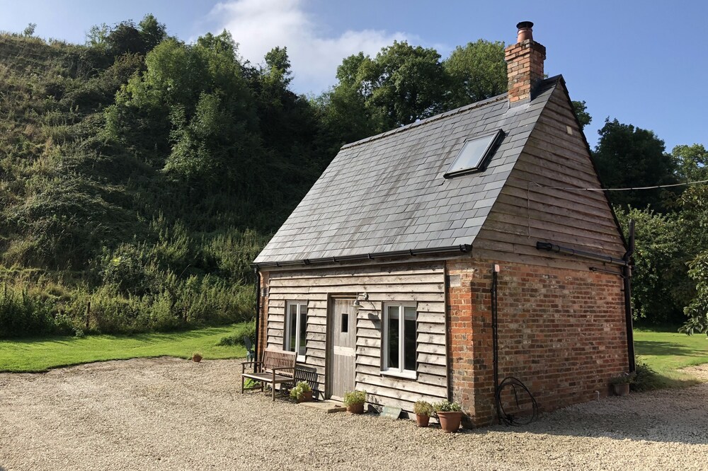 Charming cottage with fabulous views.