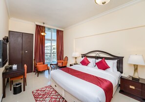 In-room safe, desk, iron/ironing board, free WiFi - City Stay Premium Hotel Apartments (Dubai)