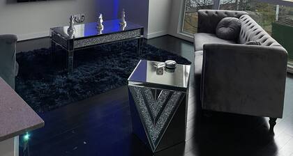 Luxurious Downtown Loft!