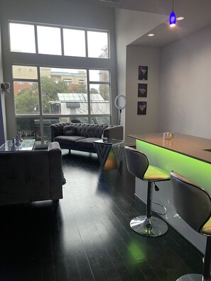 Interior - Luxurious Downtown Loft! (Houston)