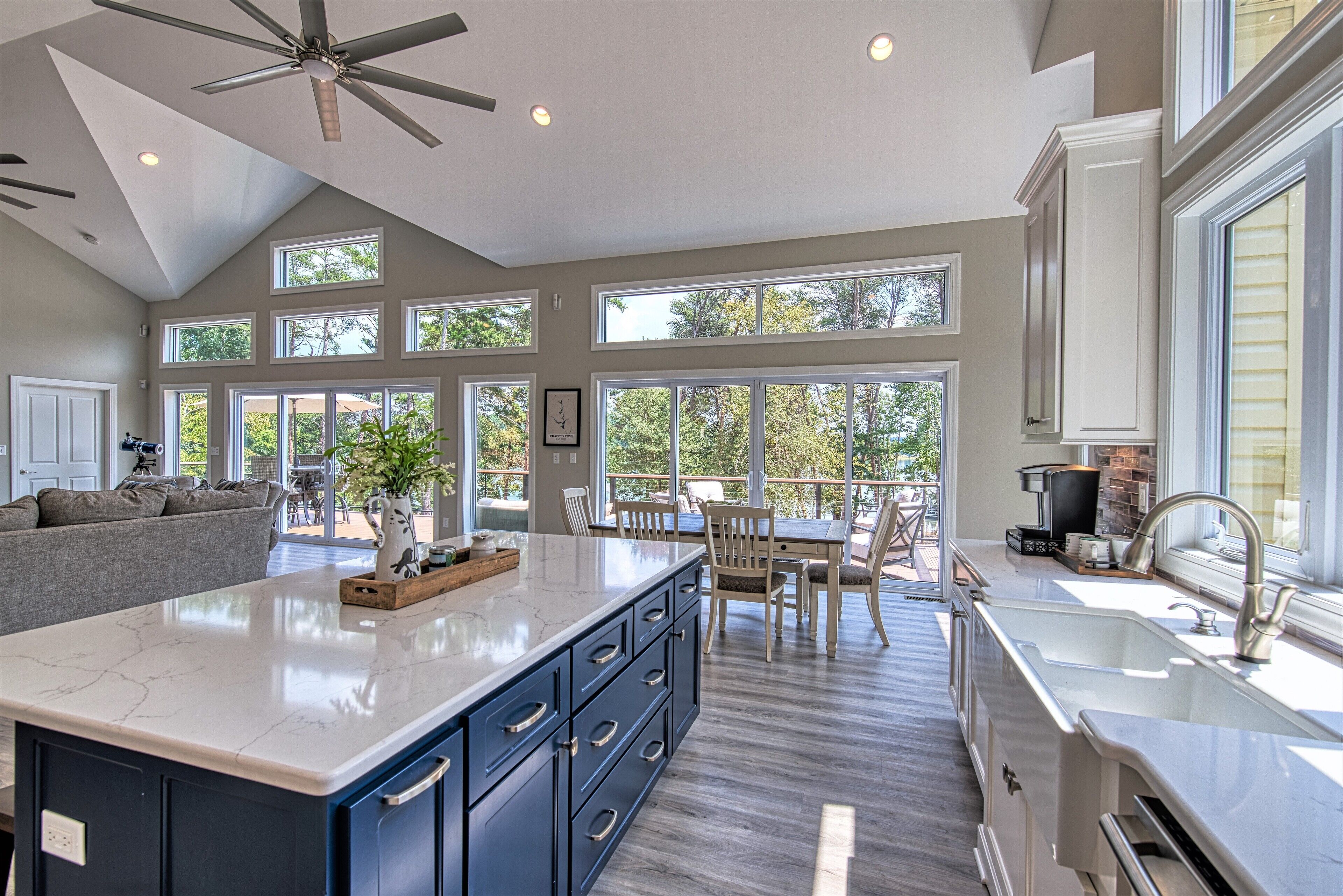 The Hartwell Landing -Lake Hartwell, SC  Waterfront Luxury Home  Sleeps up to 23