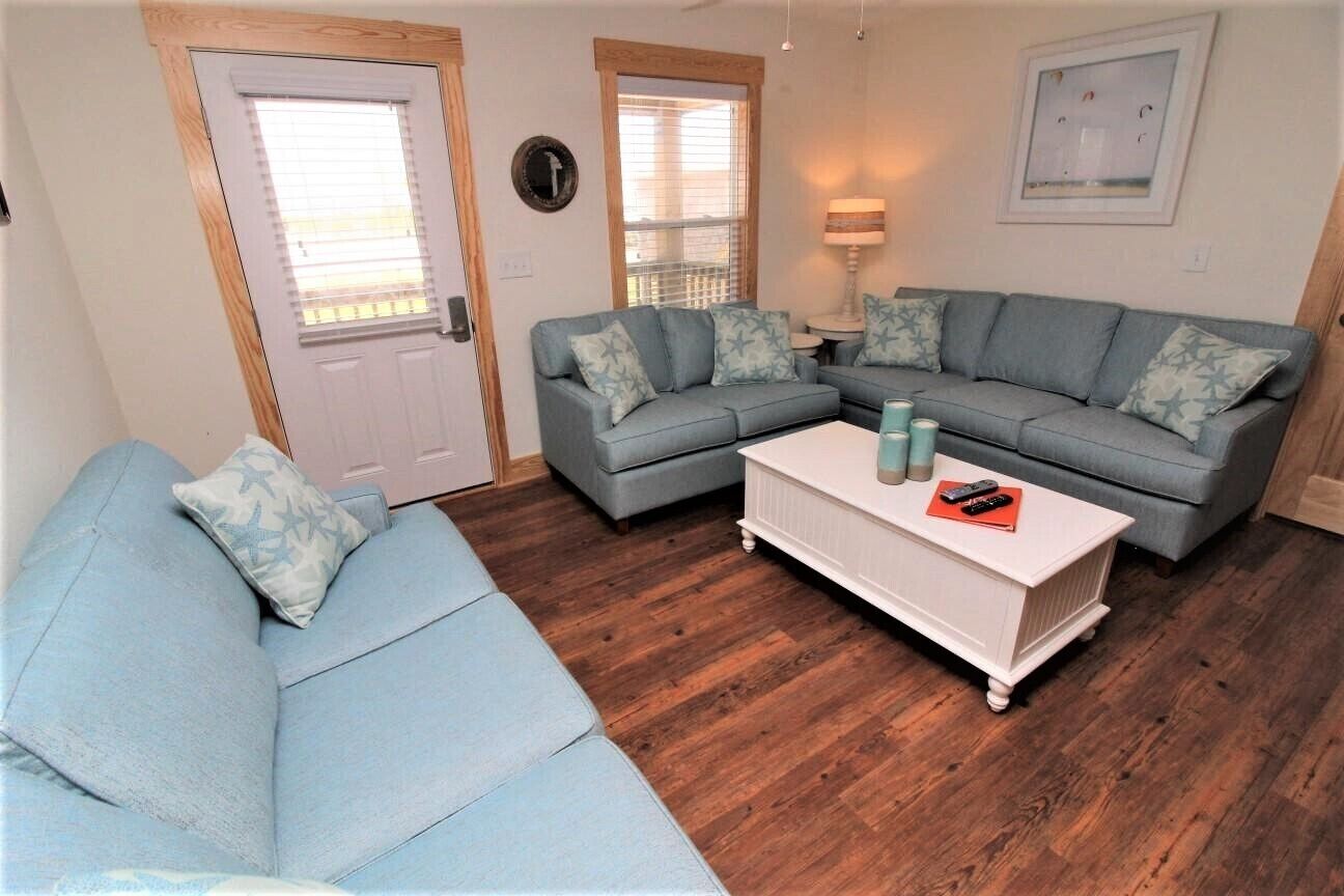 Whalebone Oceanside 3 Bedroom Cottage G