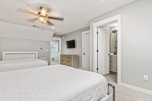 3 habitaciones, tabla de planchar con plancha y wifi gratis 